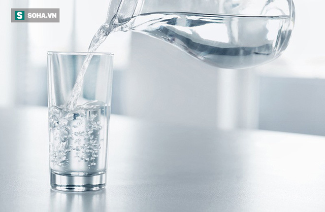 Ngoài uống nước, đây là những việc cần làm để ngăn ngừa sỏi thận, chăm sóc thận tốt nhất - Ảnh 1.
