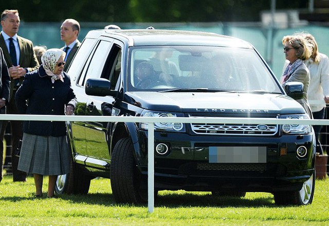 Chiếc Land Rover Hoàng thân Philip lái gây tai nạn hôm 17/1 từng được ông điều khiển hồi tháng 5/2018. Ảnh: UK Press.
