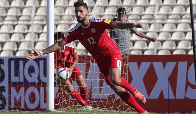 Hilal El-Helwe (Lebanon): Hilal El-Helwe là nhân tố quan trọng giúp Lebanon cạnh tranh cho tấm vé đi tiếp tại Asian Cup. Cầu thủ này đã thi đấu nổi bật giúp đội nhà giành chiến thắng 4-1 trước Triều Tiên. Tuy nhiên, Lebanon vẫn bị loại bởi yếu tố fair-play.