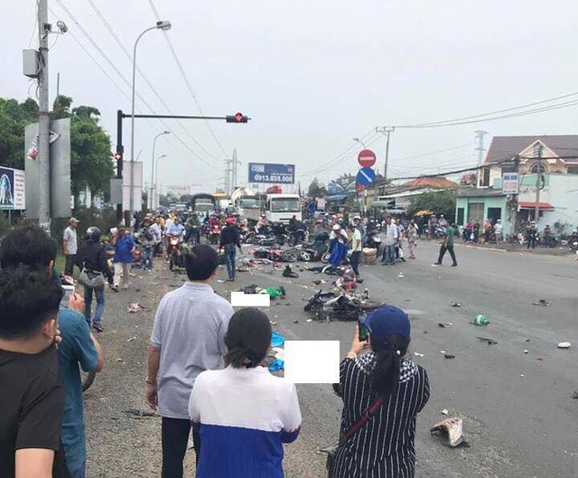 
Hậu quả tang thương của vụ tai nạn ám ảnh rất nhiều người.
