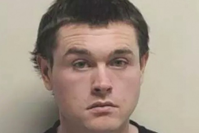 Christopher Wayne Cleary, 27 tuổi