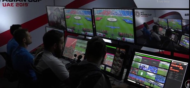 
VAR lần đầu tiên được áp dụng tại Asian Cup.
