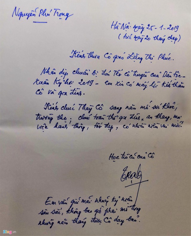 
Bức thư viết tay của Tổng bí thư, Chủ tịch nước Nguyễn Phú Trọng gửi cô giáo cũ. Ảnh: Quang Huy.

