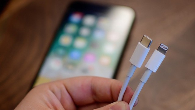 
iPhone 2019 sẽ sử dụng cổng USB Type C thay vì cổng Lightning truyền thống?
