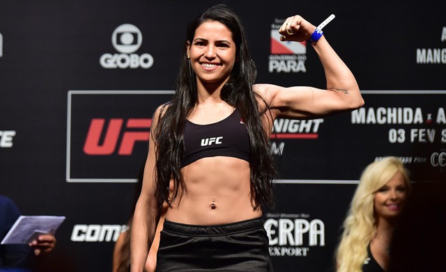 V&otilde; sĩ xinh đẹp Polyana Viana. Ảnh: MMAjunkie.