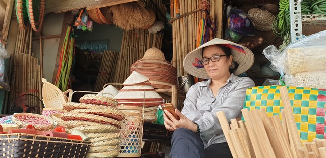 Chợ đặc biệt giữa lòng Hà Nội chỉ bán những vật dụng mà giới trẻ Thủ đô không biết tên gọi - Ảnh 20.