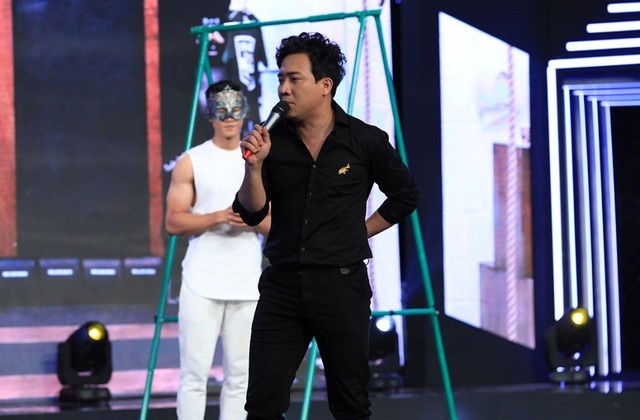 Trấn Thành đòi bỏ quay vì bị Hari Won đè sấp mặt trên sân khấu - Ảnh 3.