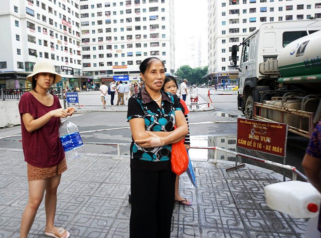 Nước cấp miễn phí cho cư dân HH Linh Đàm bị phản ánh có mùi hôi tanh  - Ảnh 4.