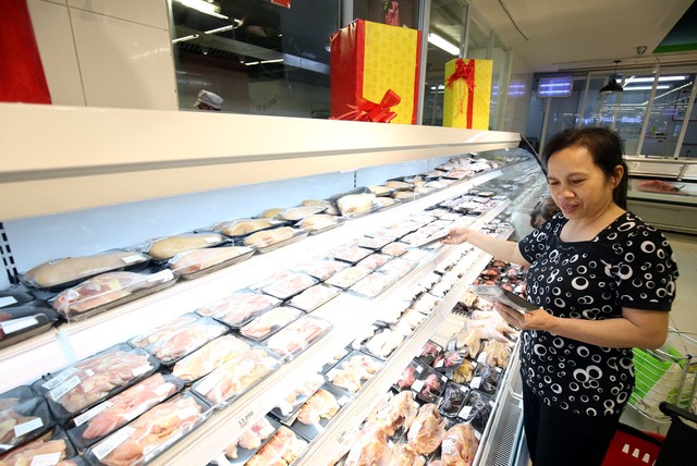  Thịt lợn tăng giá, người tiêu dùng lo lắng 