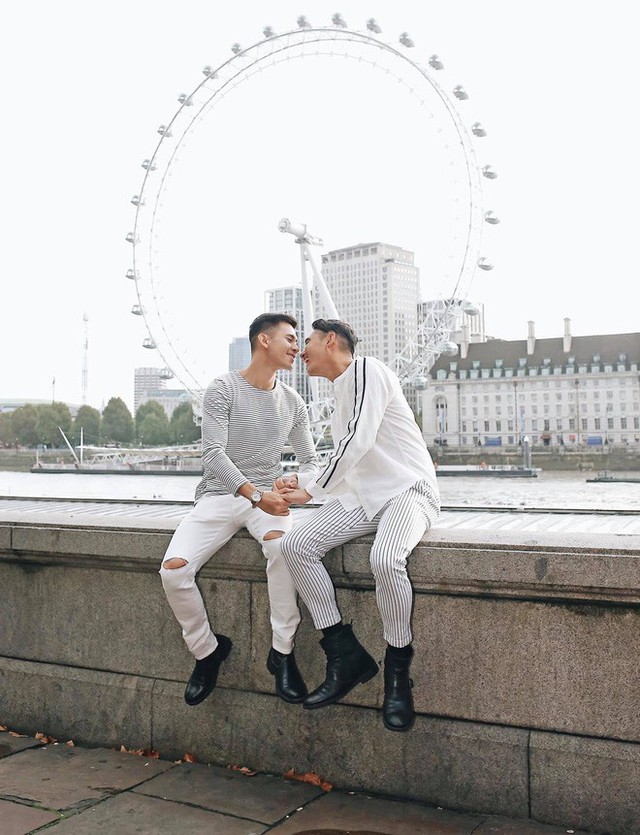 Hồ Vĩnh Khoa và bạn đời tung bộ ảnh kỷ niệm 2 năm ngày cưới tại London: Ngọt ngào tan chảy, nhìn mà ghen tị! - Ảnh 1.