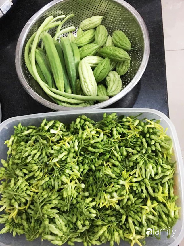 Sài Gòn: Sân thượng 20m² trồng đủ các loại rau của bà mẹ quyết nghỉ việc để dành nhiều thời gian hơn cho bản thân và gia đình - Ảnh 23.