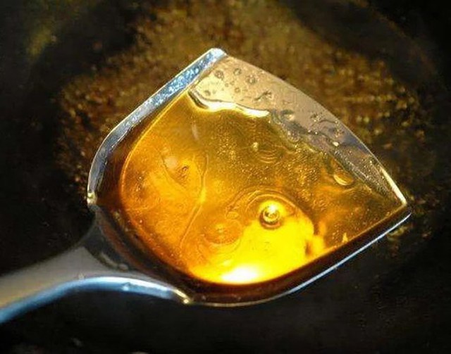 Nấu nước hàng, đừng chỉ cho mỗi đường, thêm chút này nước hàng sẽ vàng óng, thơm ngon - Ảnh 6.