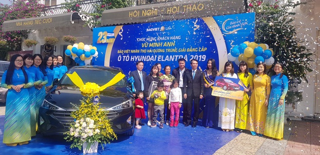 Bảo Việt Nhân thọ trao tặng xe ô tô gần 800 triệu đồng cho khách hàng tại Hải Dương - Ảnh 1.