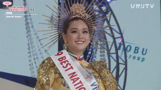 Tường San đoạt giải Quốc phục đẹp nhất tại Miss International - Ảnh 1.
