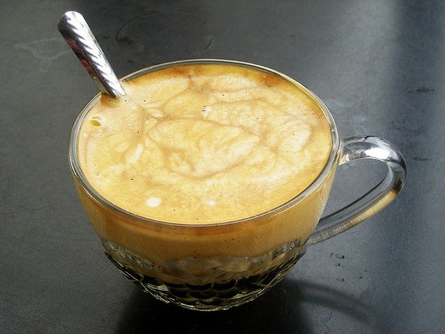 Học ca sĩ Thủy Tiên cách pha cà phê trứng chuẩn 10 ngon đẹp hết mức - Ảnh 7.