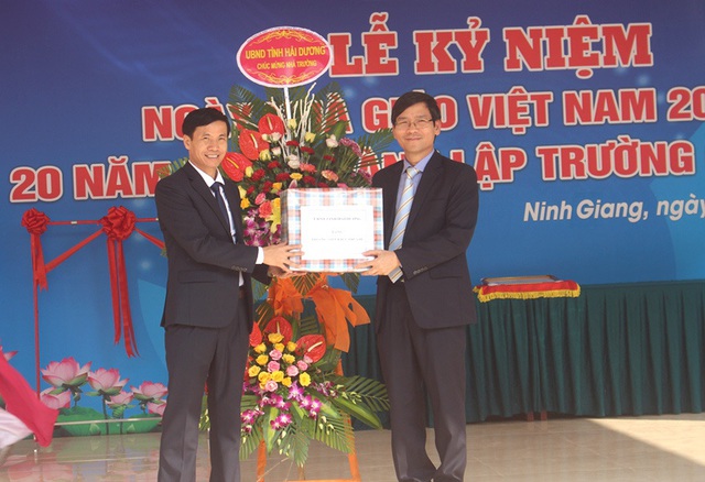 Trường THPT Khúc Thừa Dụ: Niềm vui lớn sau 20 năm thành lập - Ảnh 6.