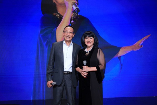 Lại Văn Sâm không thể ngồi yên khi Cẩm Vân xuất hiện ở game show - Ảnh 2.