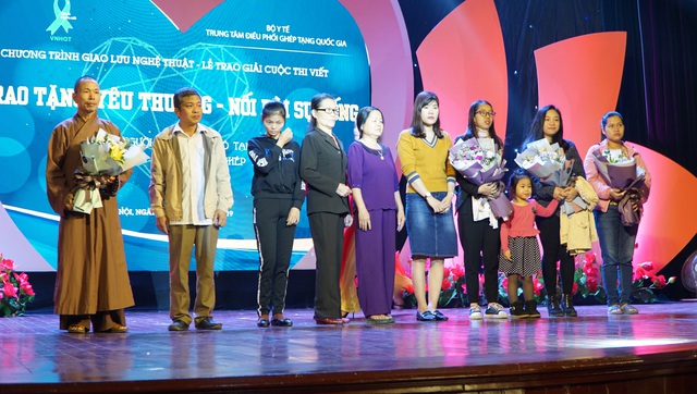 Phóng viên Báo Gia đình và Xã hội đạt giải Nhì cuộc thi viết về hiến tặng mô, tạng năm 2019 - Ảnh 1.