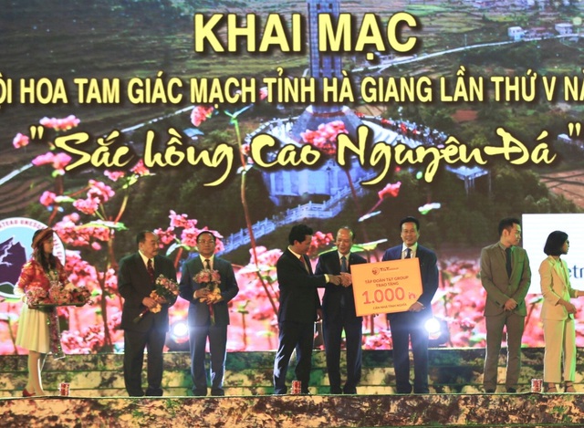 Tập đoàn T&T Group trao tặng tỉnh Hà Giang 1.000 căn nhà tình nghĩa - Ảnh 1.