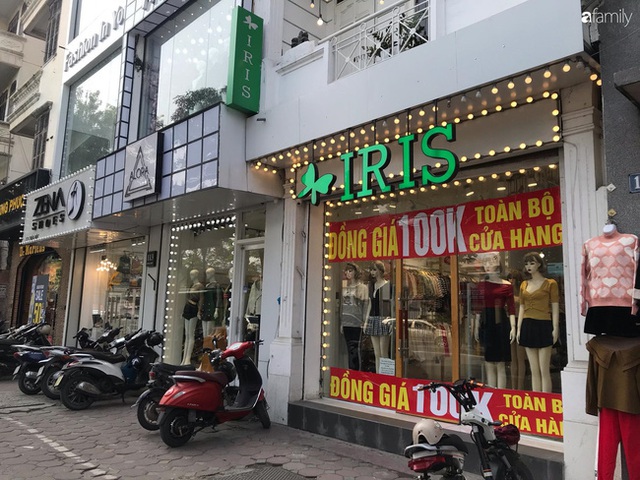 Nhiều cửa hàng thời trang ở Hà Nội đã chạy đà cho ngày mua sắm Black Friday bằng việc treo biển giảm giá mạnh tới 80% các sản phẩm - Ảnh 10.