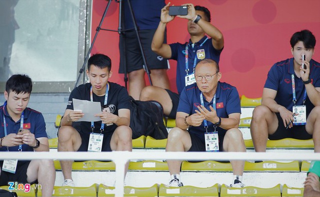 Thủ tục lạ tại SeaGames 30 của đội U22 Việt Nam trước khi ra sân - Ảnh 6.