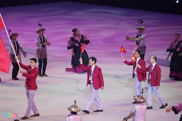 Sea Games 30: Đoàn Việt Nam diễu hành tại lễ khai mạc - Ảnh 11.