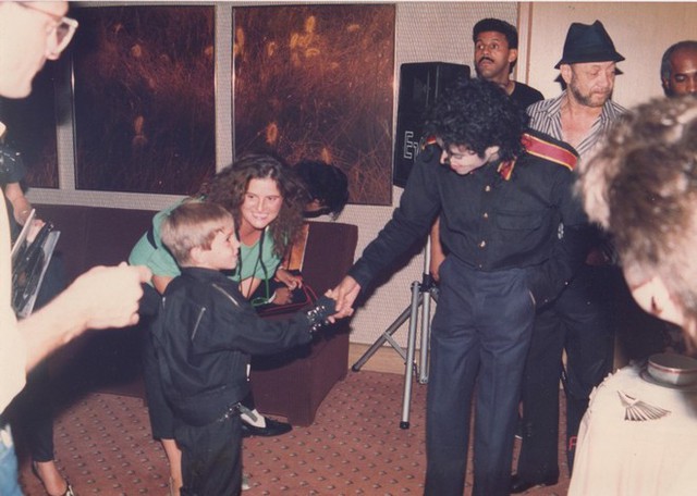 Người đóng giả Michael Jackson bị yêu cầu kiểm tra DNA - Ảnh 2.