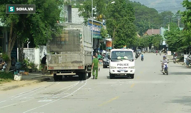 Sau cú tông với xe tải, hai chị em nữ cán bộ xã tử vong tại chỗ - Ảnh 2.