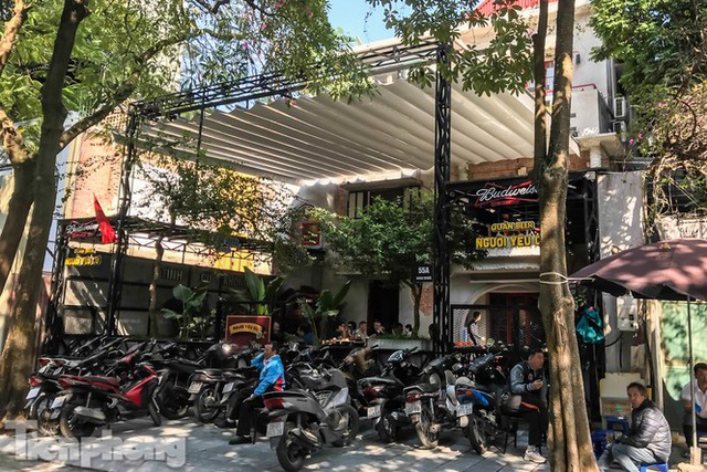 Biệt thự cổ Hà Nội thi nhau thành nhà hàng, quán nhậu - Ảnh 8.