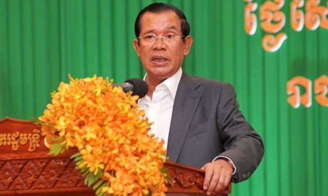 Thủ tướng Campuchia bảo vệ cầu thủ gốc Việt  - Ảnh 1.