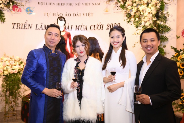 Mẹ chồng màn ảnh Lan Hương hội ngộ NSND Trần Nhượng tại triển lãm áo dài Việt - Ảnh 5.