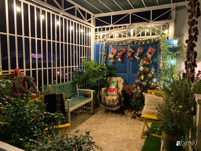 Sân thượng sắc màu rực rỡ đẹp cuốn hút đón Noel của mẹ đảm ở Nha Trang - Ảnh 2.
