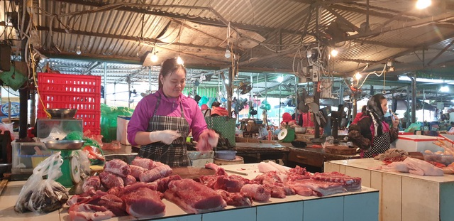 Thịt đông lạnh có thực sự hấp dẫn với người tiêu dùng khi thịt lợn tăng giá? - Ảnh 2.