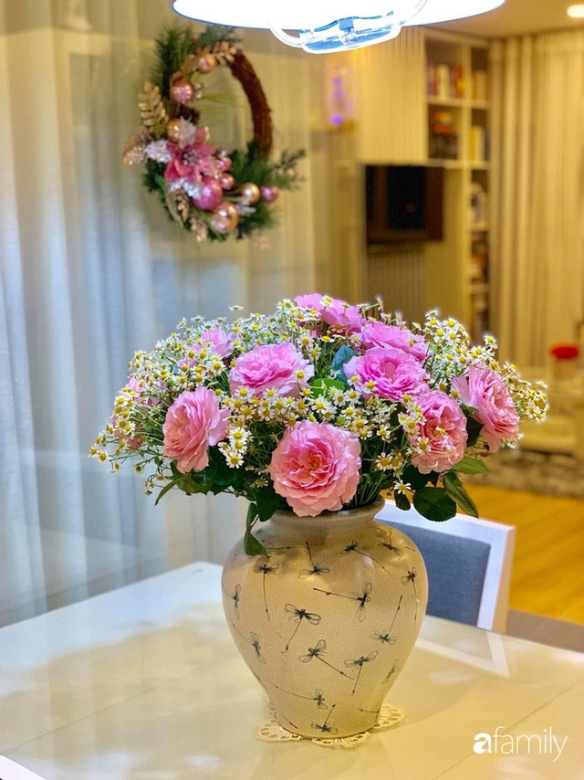 Giáng sinh lung linh và ấm cúng trong căn hộ nhỏ xinh ngập tràn hoa tươi của người phụ nữ đảm đang ở Đà Nẵng - Ảnh 15.