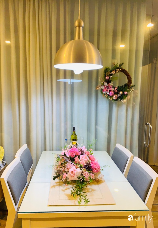 Giáng sinh lung linh và ấm cúng trong căn hộ nhỏ xinh ngập tràn hoa tươi của người phụ nữ đảm đang ở Đà Nẵng - Ảnh 26.