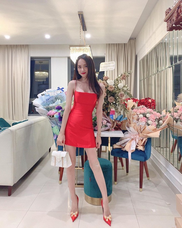  Sau Tăng Thanh Hà, Hương Giang Idol lại khiến fan hoảng hốt vì thân hình gầy gò, yếu ớt - Ảnh 2.