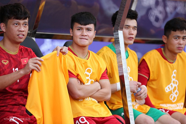 Vẫn chưa thể thắng Thái Lan, U22 Việt Nam vẫn đầu bảng, tiến thẳng vào bán kết - Ảnh 11.