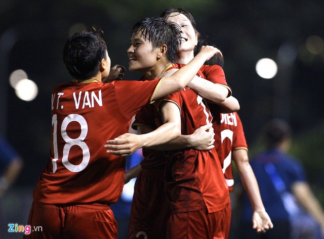 Hạ Philippines, tuyển nữ Việt Nam tái đấu Thái Lan ở chung kết - Ảnh 13.