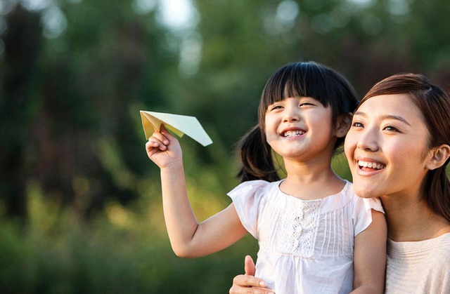  Thấm thía trước những điều cha mẹ luôn tiếc nuối khi con cái trưởng thành - Ảnh 1.