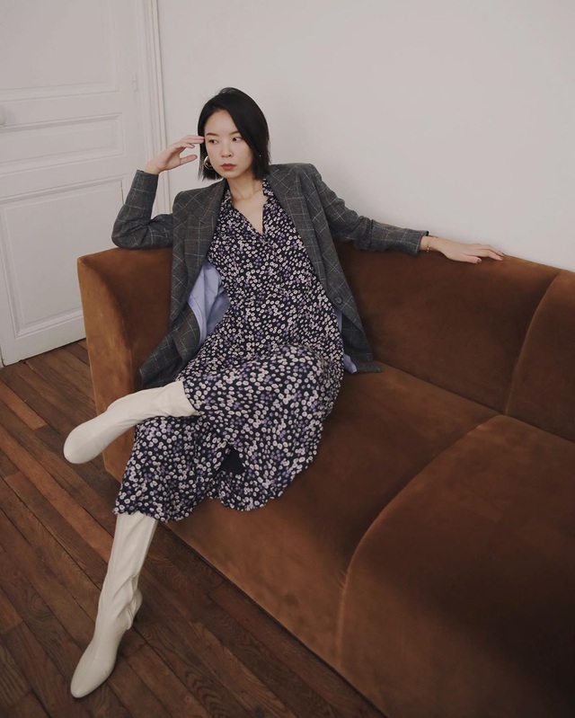 Nghĩ tưởng đơn giản nhưng kh&ocirc;ng phải n&agrave;ng n&agrave;o cũng biết 4 mẫu &aacute;o kho&aacute;c kết hợp ăn &yacute; nhất với v&aacute;y - Ảnh 5.