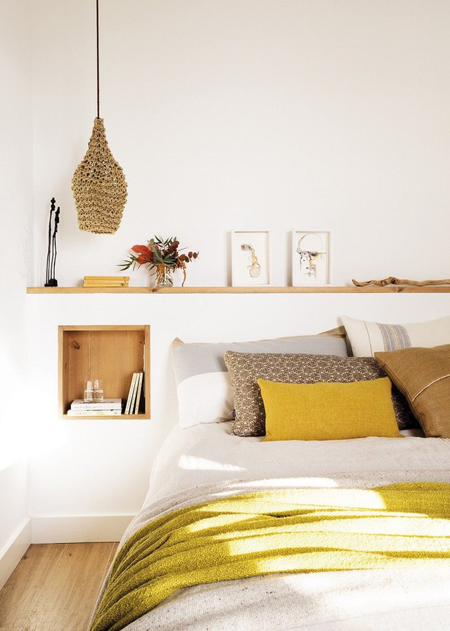 
Màu vàng chính là hot trend của năm nay nên không có gì lạ khi mọi người đang ứng dụng chúng rất nhiều vào không gian phòng ngủ.
