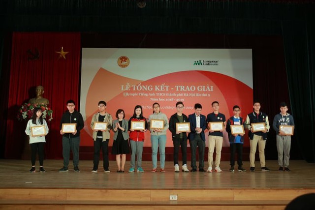 
Các thí sinh đạt thành tích cao của cuộc thi.
