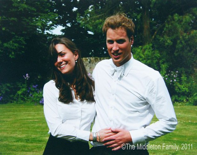 Kate và William khi còn là sinh viên trường Andrew. Ảnh: The Middleton Family. 