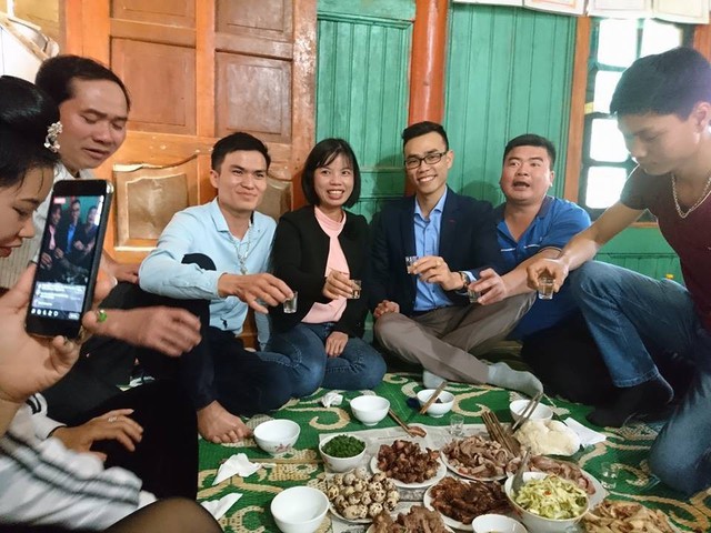 
 Bữa cơm của b&agrave; con người Th&aacute;i c&oacute; nhiều m&oacute;n đặc sản, trong đ&oacute; m&oacute;n nộm da tr&acirc;u lu&ocirc;n được người d&acirc;n nơi đ&acirc;y ưa th&iacute;ch.
