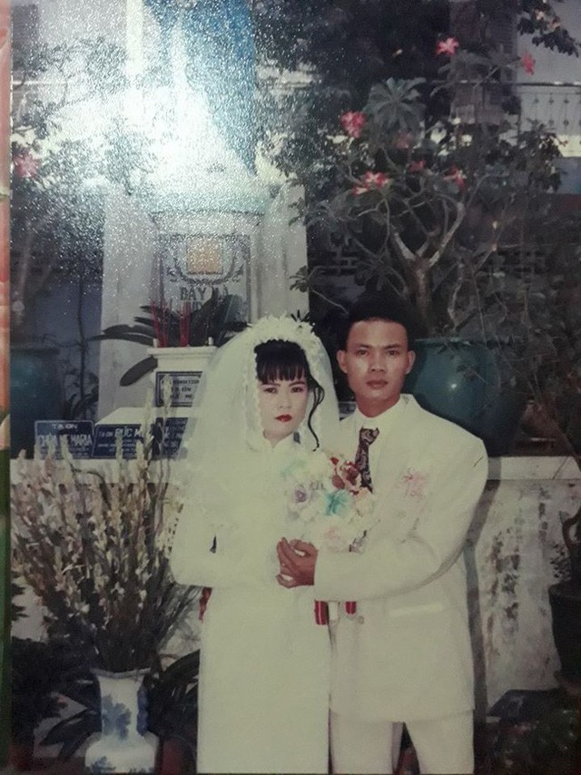 Váy cưới của mẹ mình 22 năm về trước. Ảnh: Mai Hong Nhung