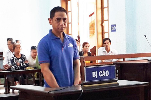 
Bị cáo Thung tại phiên tòa xét xử sơ thẩm. Ảnh: Nguyễn Dung.
