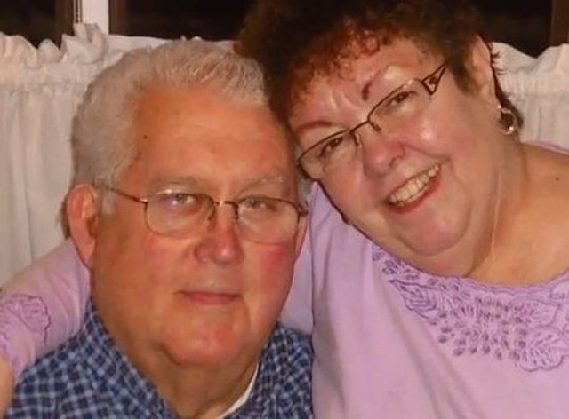 Bà Judy và chồng Will Webb hiếm khi rời xa nhau trong 56 năm chung sống. Ảnh: WXYZ.