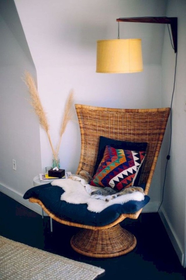 
9. Một chiếc ghế bằng mây tre đan sẽ khiến những người thích phong cách mộc mạc thích mê.
