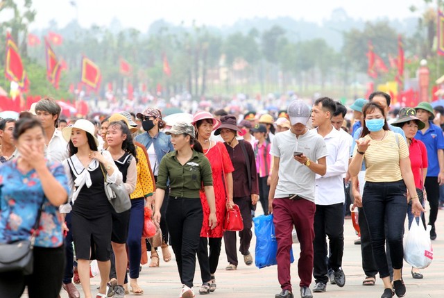 Tại khuôn khổ Lễ hội, có nhiều hoạt động văn hóa, văn nghệ... được tổ chức.