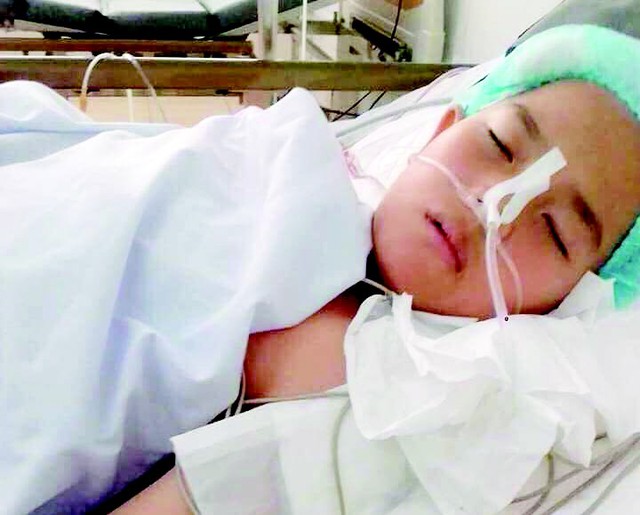 
Em Sơn hiện đang được điều trị tại Bệnh viện Việt Đức Hà Nội. Ảnh: Đ.Tùy
